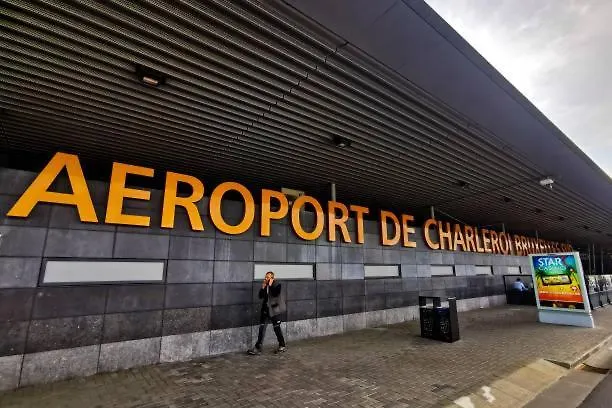 Station 82 B Charleroi-Airport Apartment Charleroi